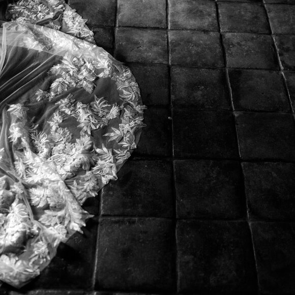 Cathedral Length 118 inches Veil, Scallop floral lace applique with sequins - Picture 4 of 5